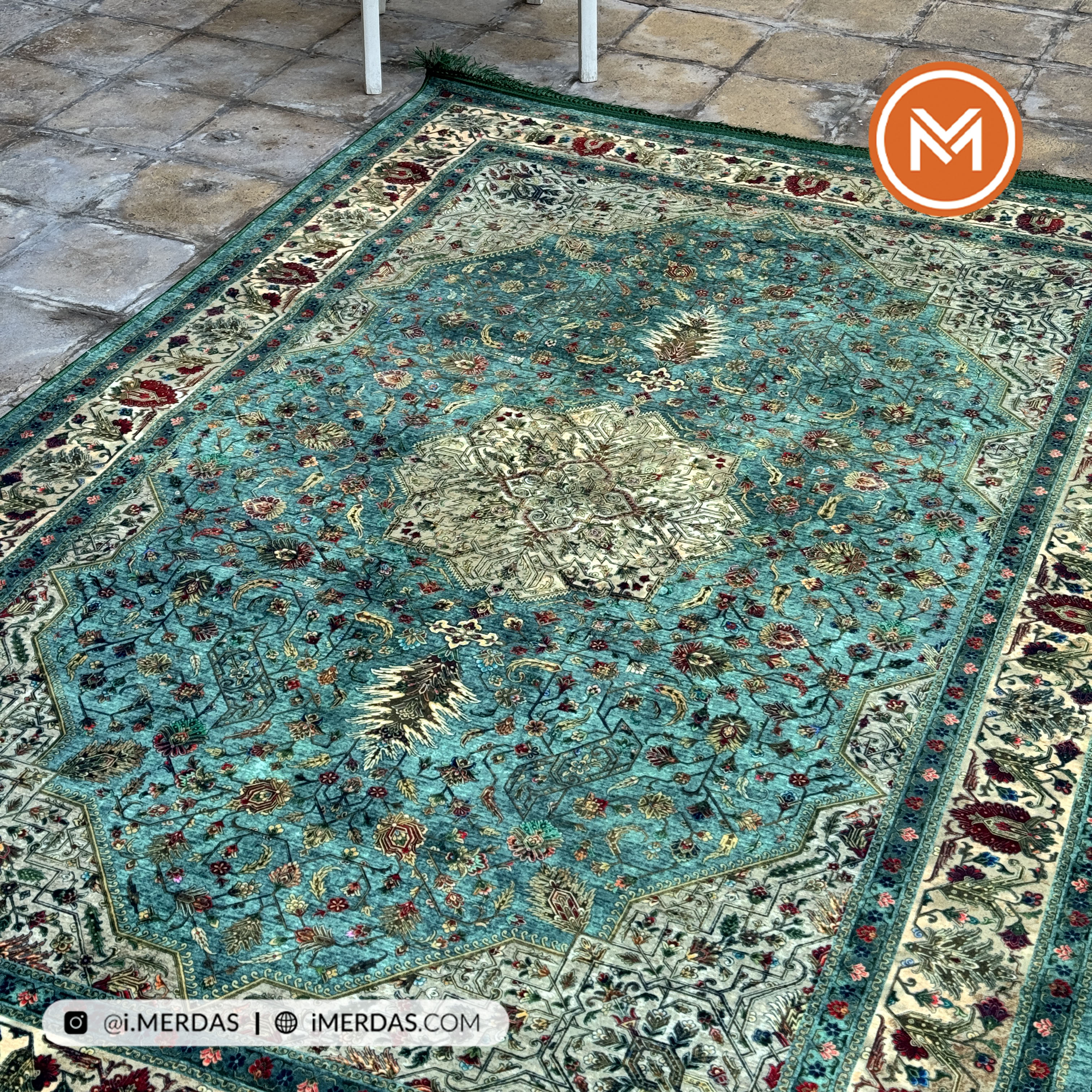 فرش کهنه نما کد Q03104 زمینه تمام رنگ